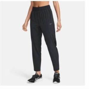 Nike Dri-FIT Fast Women's Mid-Rise 7/8 Running Pants